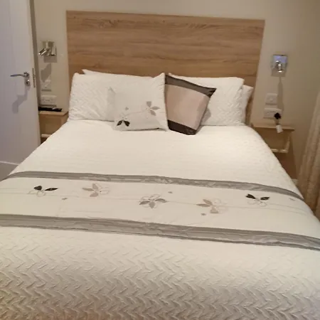 Hayes House Bed & Breakfast
